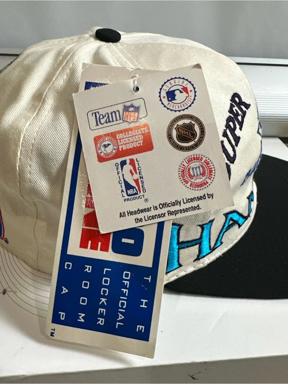 Vintage NWT Dallas Cowboys 'Back to Back Champions' White & Black Snapback Hat